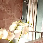 Nuci's Place Lovely With Balcony 15 Min From Blloku Appartement *