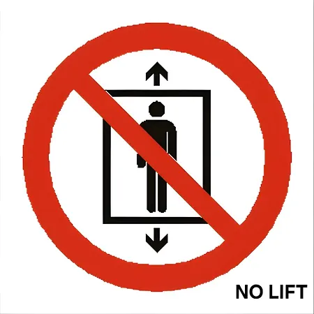 Appartement Nuci's Place Lovely With Balcony 15 Min From Blloku *