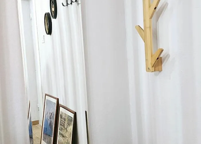 Nuci's Place Lovely With Balcony 15 Min From Blloku Appartement Tirana