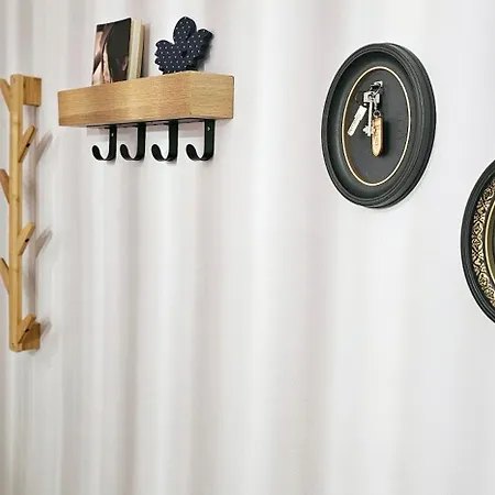 Апартаменты Nuci'S Place Lovely Apt With Balcony 15 Min From Blloku Тирана