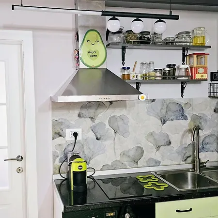 Nuci'S Place Lovely Apt With Balcony 15 Min From Blloku Тирана