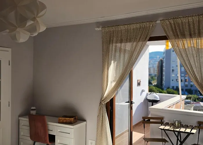 Nuci's Place Lovely With Balcony 15 Min From Blloku