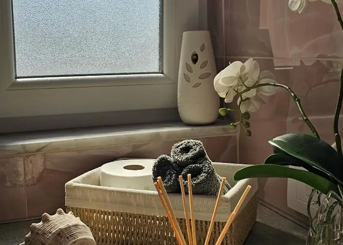 Nuci's Place Lovely With Balcony 15 Min From Blloku